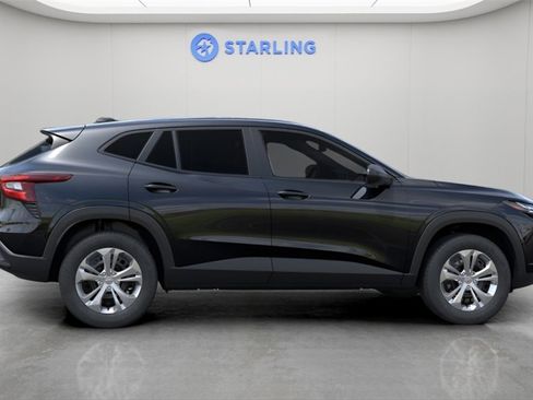 New 2026 Chevrolet Trax LS image 5
