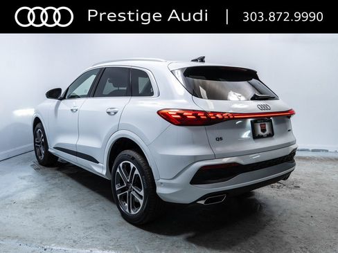 New 2025 Audi Q5 2.0T Premium image 3