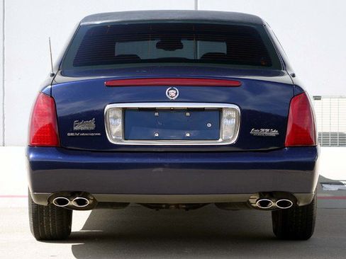 Used 2001 Cadillac De Ville Limousine FWD image 8