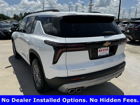 Used 2025 Chevrolet Traverse LT FWD image 6