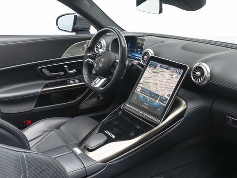 Used 2022 Mercedes-Benz SL 63 AMG SL 63 AMGﾮ w/ Driver Assistance Package image 37