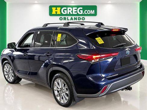 Used 2020 Toyota Highlander Limited AWD/4WD image 2