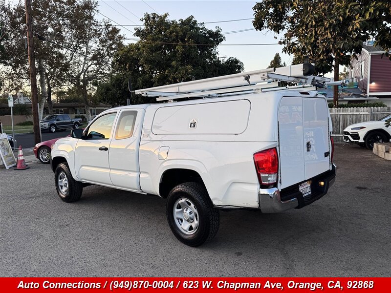 Used 2016 Toyota Tacoma SR RWD image 4