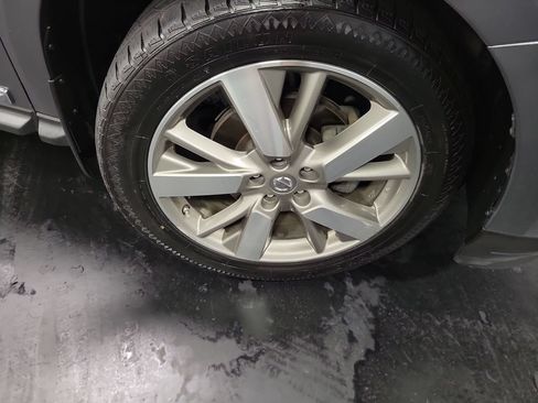 Used 2016 Nissan Pathfinder Platinum AWD/4WD image 11