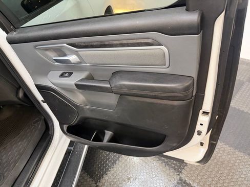 Used 2022 RAM 1500 Big Horn AWD/4WD image 37