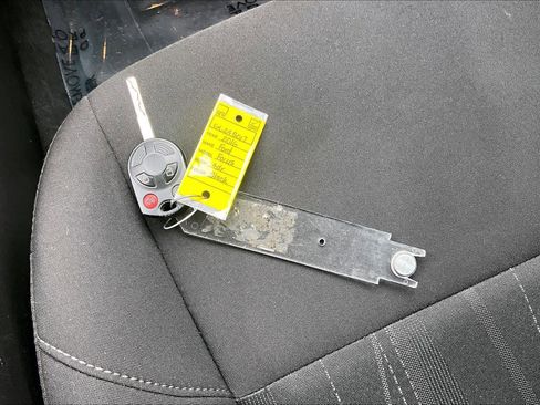 Used 2016 Ford Focus SE image 15