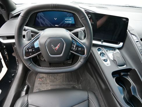 Used 2022 Chevrolet Corvette Stingray Preferred Cpe image 10