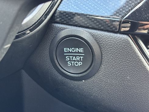 Used 2025 Ford Escape ST-Line FWD image 28