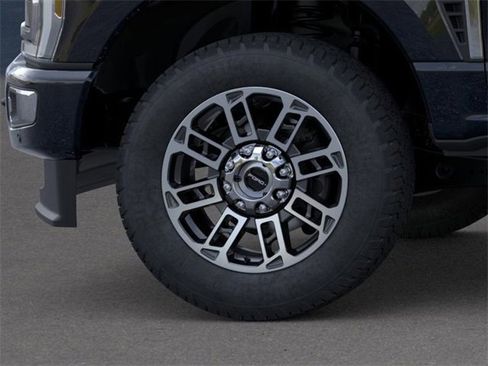 New 2026 Ford F250 Platinum w/ Platinum Plus Package image 19