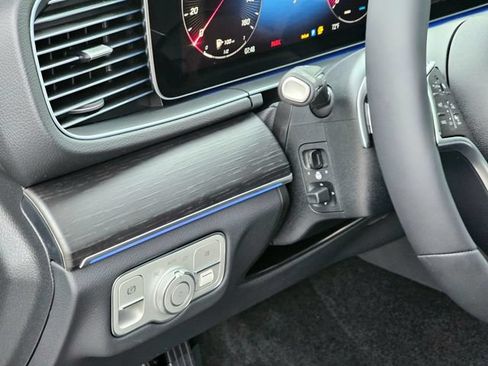 New 2026 Mercedes-Benz GLE 580 4MATIC image 15