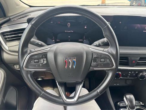 Used 2024 Buick Encore GX Preferred FWD image 19