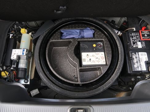 Used 2008 Mercedes-Benz SL 550 image 36