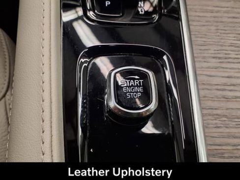 Used 2023 Volvo XC90 B6 Plus w/ Protection Package Premier image 33