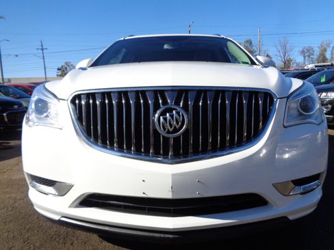Used 2016 Buick Enclave Leather image 2