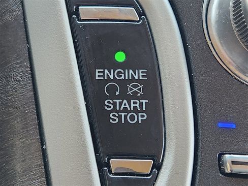 Used 2019 Lincoln Nautilus Select image 20