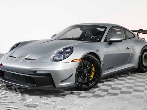 Used 2022 Porsche 911 GT3 RWD image 2