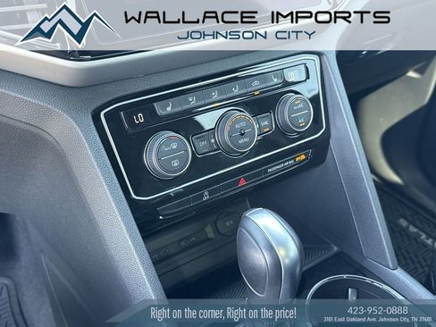 Used 2022 Volkswagen Atlas Cross Sport SE AWD/4WD image 27