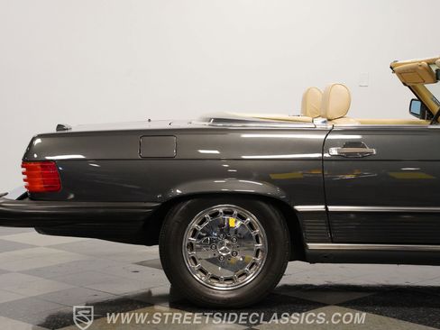 Used 1989 Mercedes-Benz 560 SL image 29