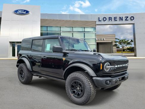 New 2026 Ford Bronco Badlands AWD/4WD image 3
