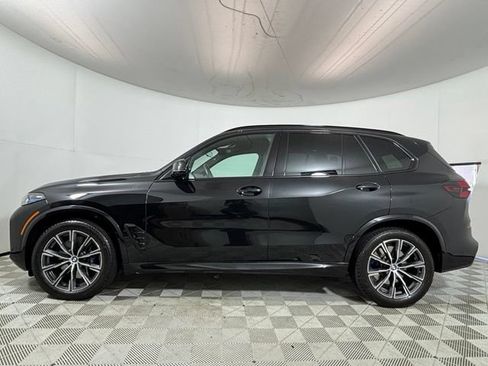 Certified 2025 BMW X5 M60i AWD/4WD image 4