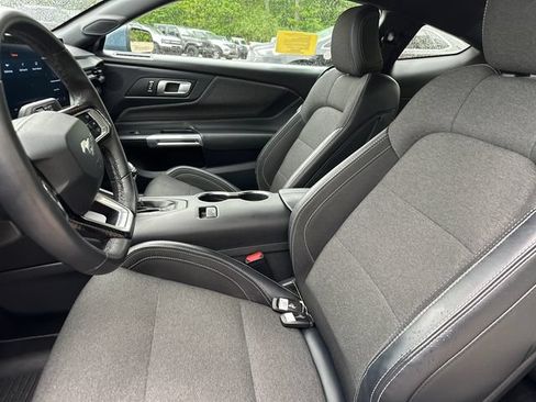 Certified 2025 Ford Mustang Coupe RWD image 33