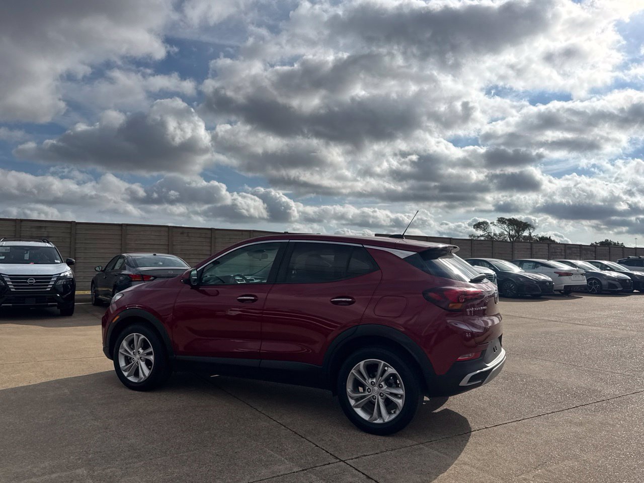 Used 2020 Buick Encore GX Preferred FWD image 17