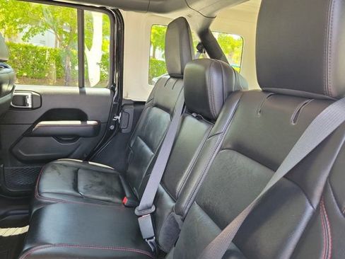 Used 2020 Jeep Wrangler Unlimited Rubicon AWD/4WD image 14