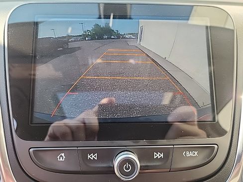 Used 2018 Chevrolet Equinox LT w/ Sun & Infotainment Package AWD/4WD image 18