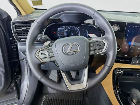 Used 2025 Lexus NX 250 FWD w/ Accessory Package (2T) image 13