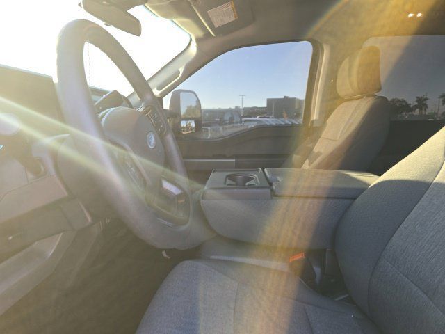 Used 2025 Ford F250 XL w/ STX Appearance Package AWD/4WD image 9