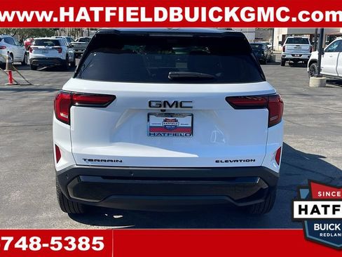 New 2026 GMC Terrain Elevation w/ Elevation Premium Package FWD image 4