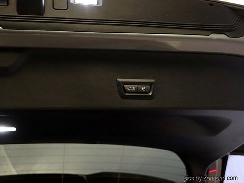 Used 2025 BMW X3 xDrive30i w/ Premium Package image 30