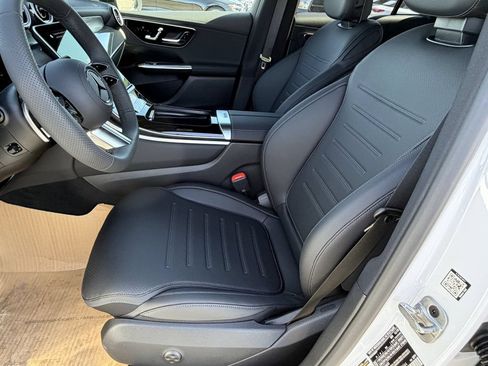 New 2026 Mercedes-Benz GLC 300 image 18