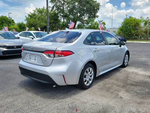 Used 2023 Toyota Corolla LE FWD image 12