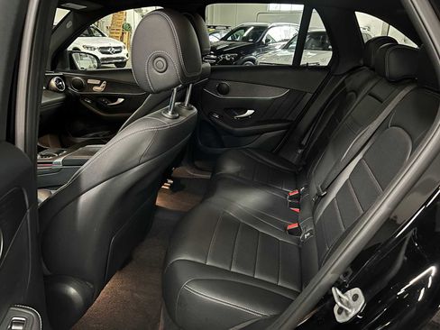 Used 2022 Mercedes-Benz GLC 300 4MATIC image 18