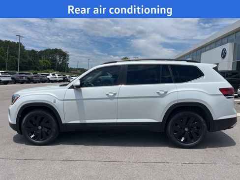 New 2026 Volkswagen Atlas SE AWD/4WD image 3
