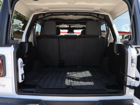 Used 2024 Jeep Wrangler Unlimited Sport AWD/4WD image 28