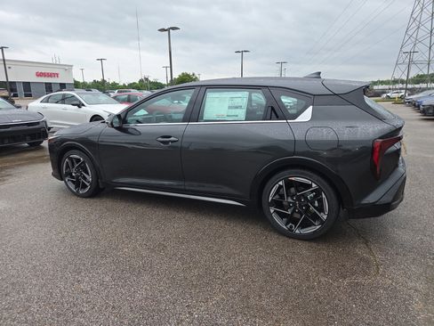 New 2026 Kia K4 GT-Line FWD image 3