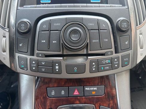 Used 2012 Buick LaCrosse Leather FWD image 27