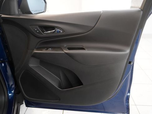 Used 2022 Chevrolet Equinox LT FWD image 35