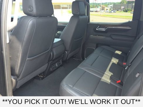 Used 2025 GMC Sierra 1500 SLT AWD/4WD image 23