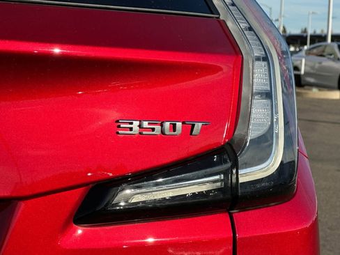 Used 2024 Cadillac XT4 Sport w/ Technology Package image 33