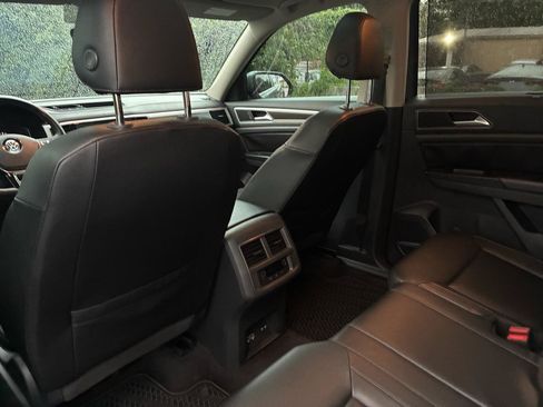 Used 2019 Volkswagen Atlas SEL FWD image 15