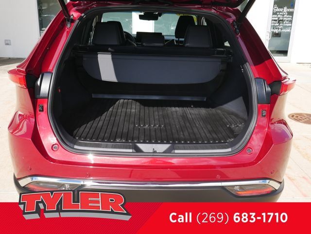 Used 2023 Toyota Venza Limited AWD/4WD image 16