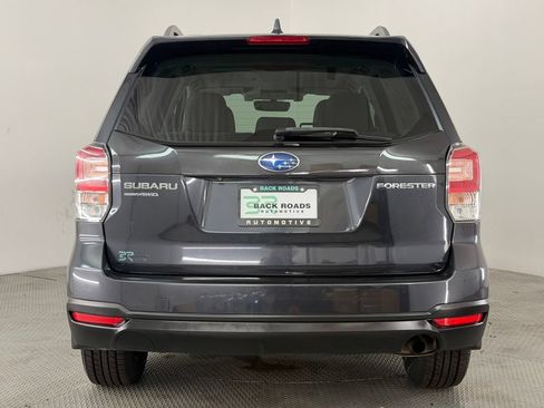 Used 2018 Subaru Forester 2.5i Premium AWD/4WD image 8