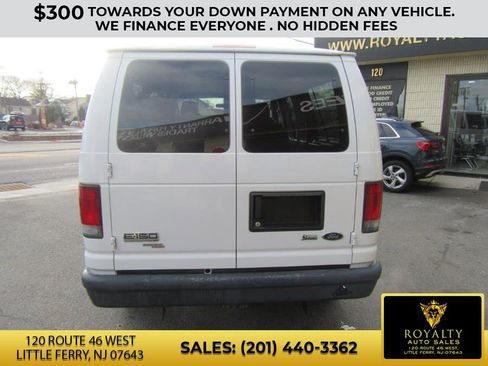 Used 2011 Ford E-150 and Econoline 150 XLT image 10