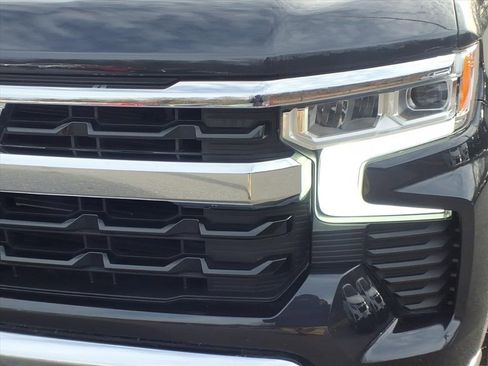 Used 2024 Chevrolet Silverado 1500 LT image 8