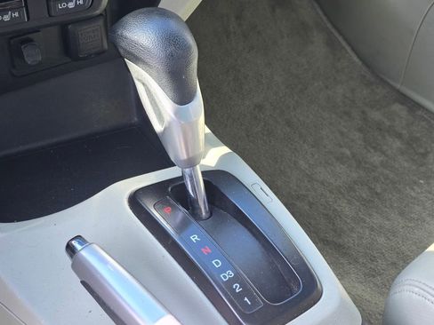 Used 2012 Honda Civic EX-L image 33