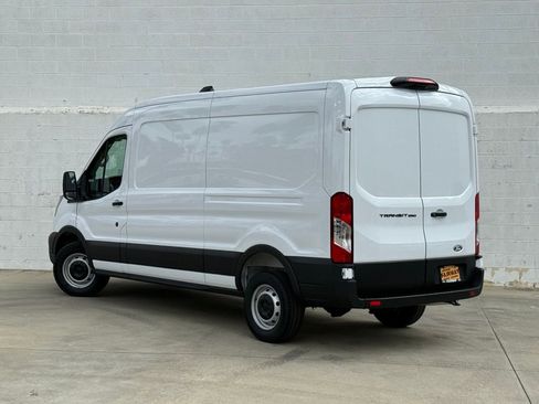 New 2026 Ford Transit 250 148 Medium Roof RWD image 3