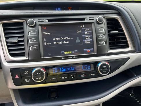 Used 2019 Toyota Highlander Plus image 34